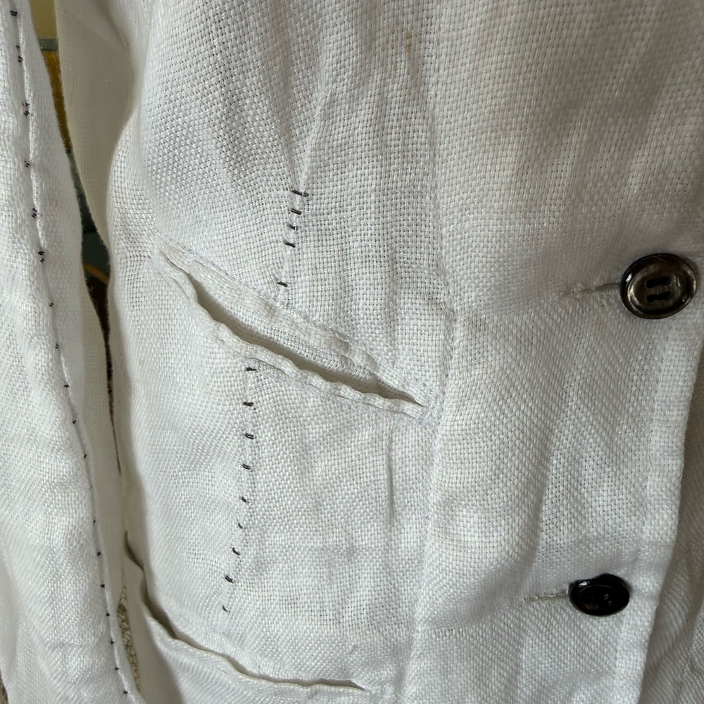 KmRii white linen jacket with distinctive construction, European size 1 - Picture 3 of 16